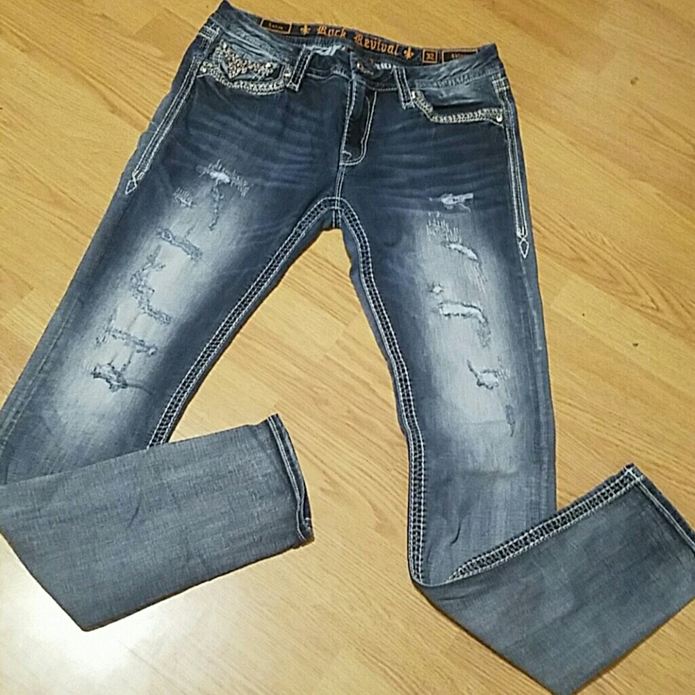XLong Rock revival jeans.